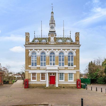 The Old Town Hall - 12 Apartman Staines-upon-Thames Kültér fotó